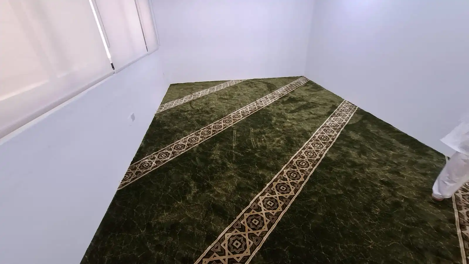 1- Prayer Room Carpet Installation at Woodlands Restaurant