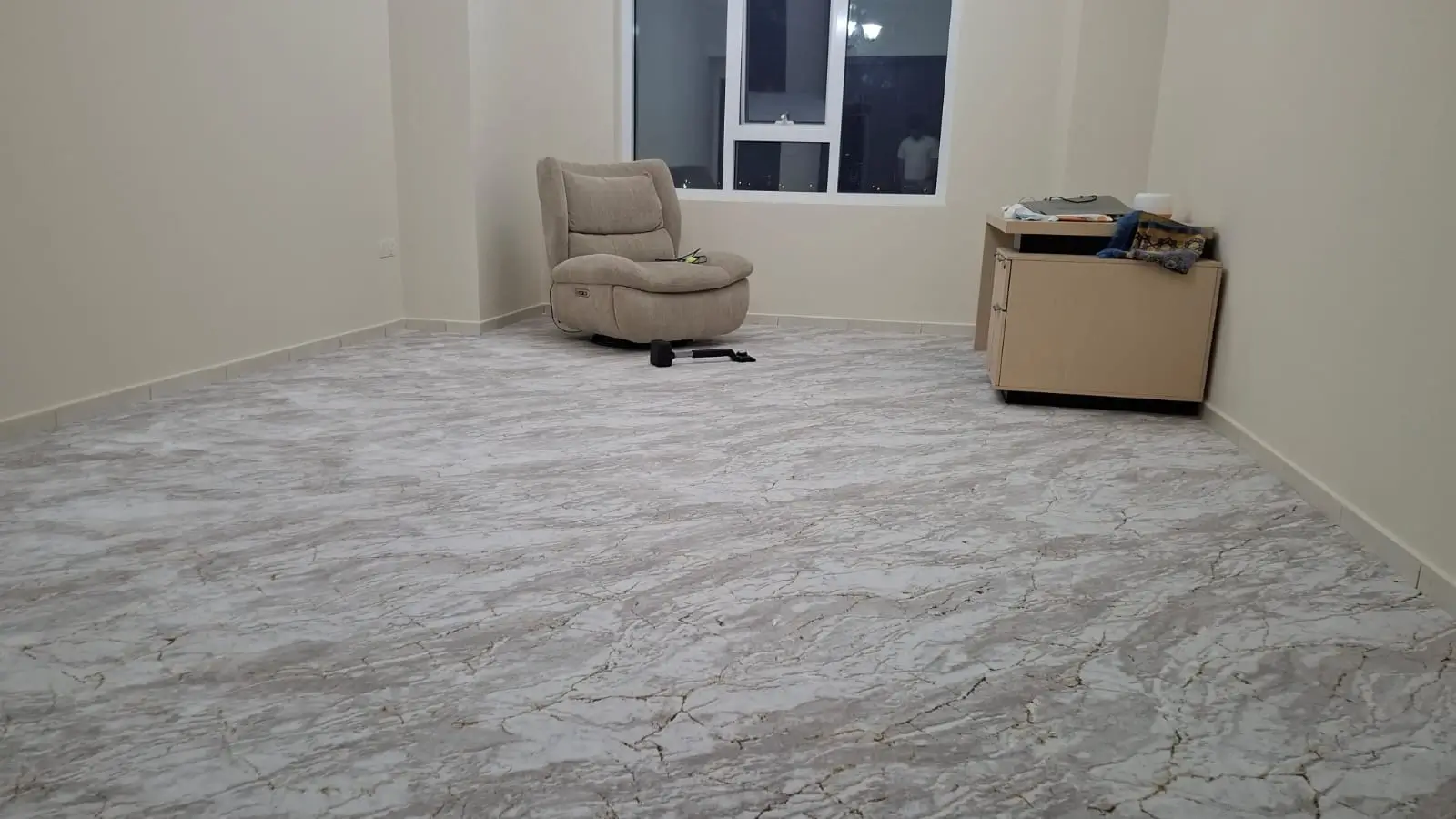 Home 53 Marble effect bedroom carpet dubai