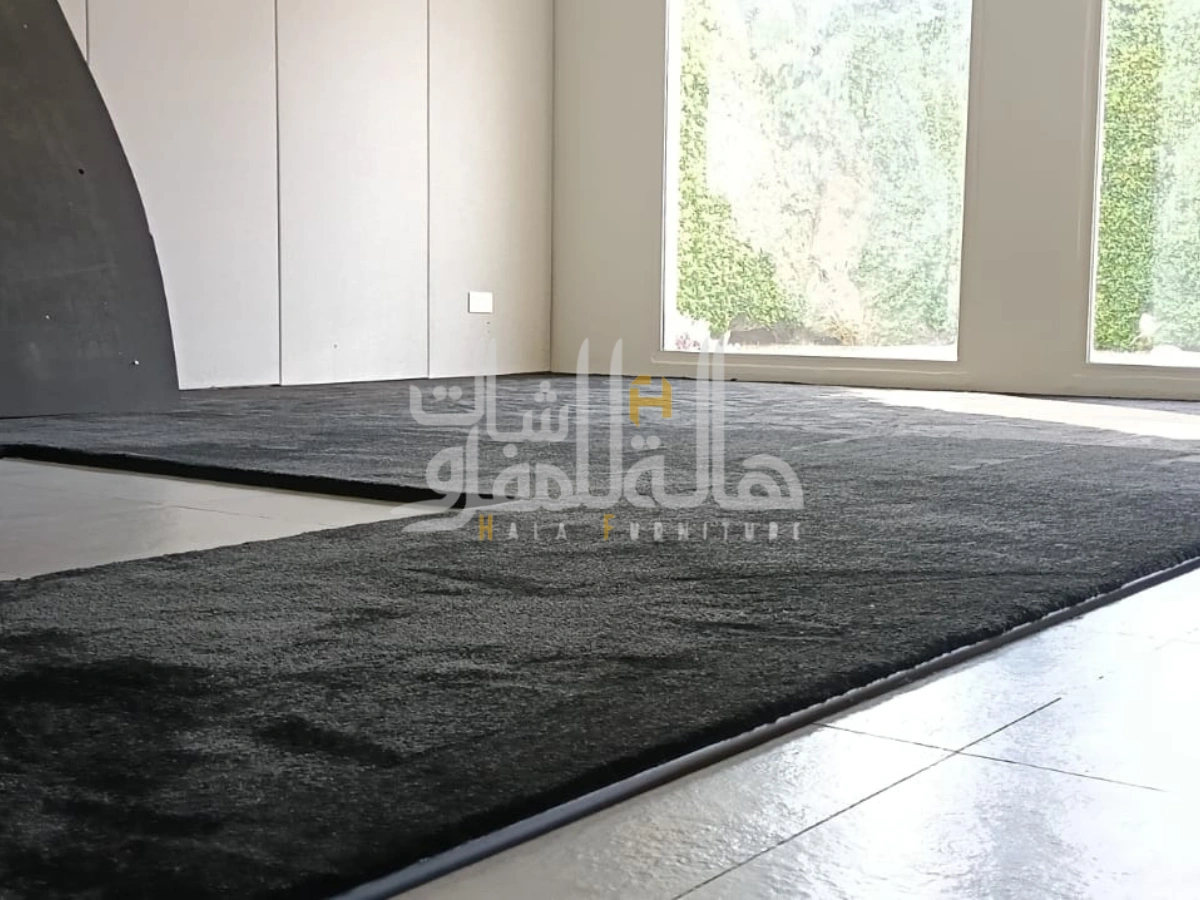Home 53 black carpet seam join villa dubai
